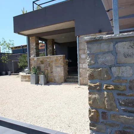 Villa House S By Guide Benkovac