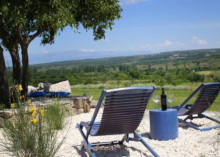 Villa House S By Guide *