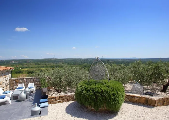 House S By Guide Вилла