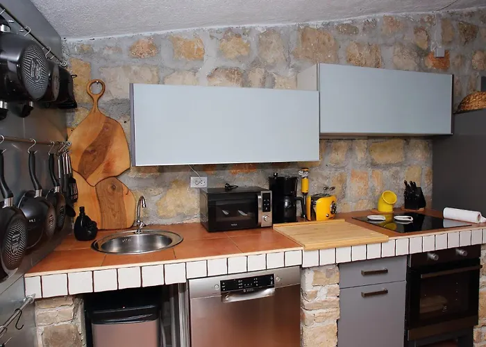 House S By Guide Villa *