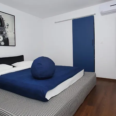 House S By Guide Vila